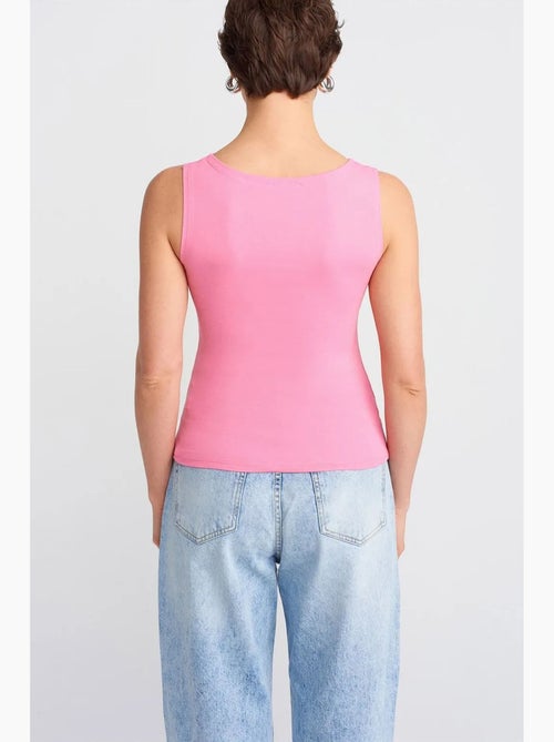 Jeans mom de cintura subida e perna reta dilvin - Kiabi Jeans mom de cintura subida e perna reta dilvin - Kiabi