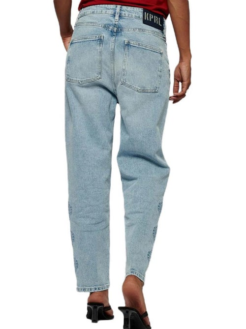 Jeans Mom Kaporal Brenah Azul Claro para Mulher - Kiabi Jeans Mom Kaporal Brenah Azul Claro para Mulher - Kiabi