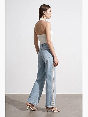Jeans retos bordados de cintura alta dilvin