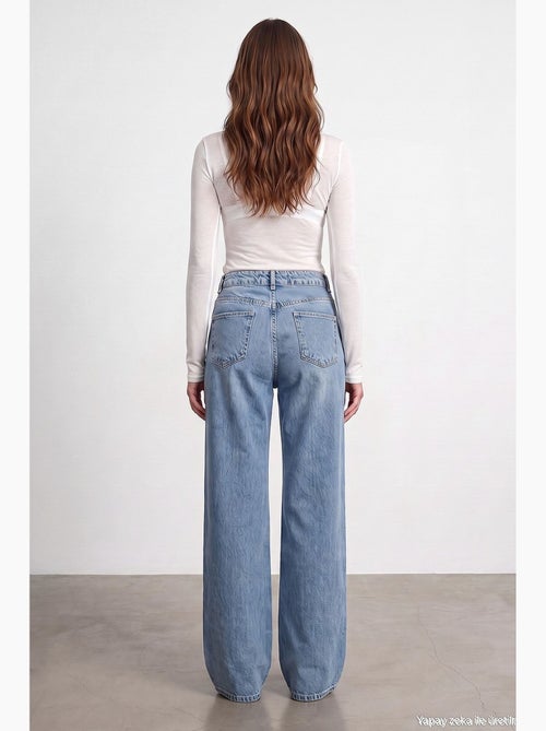 Jeans retos femininos dilvin - Kiabi Jeans retos femininos dilvin - Kiabi