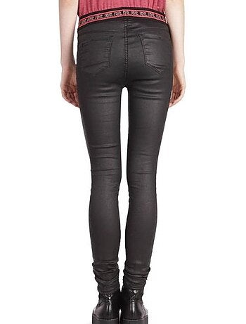 Jeans Slim Preto Efeito Pele para Mulher Kaporal SABLE