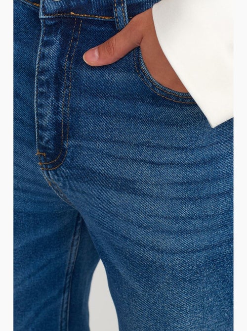 Jeans slim straight de cintura subida para mulher dilvin - Kiabi Jeans slim straight de cintura subida para mulher dilvin - Kiabi
