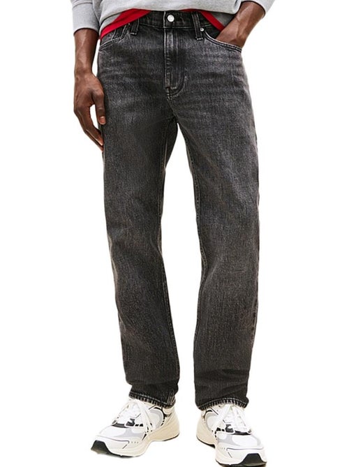 Jeans slim tommy hilfiger ryan para homem em preto - Kiabi