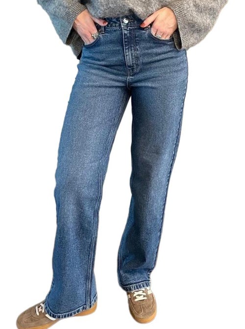 Jeans Vero Moda Cassie Azuis para Mulher - Kiabi Jeans Vero Moda Cassie Azuis para Mulher - Kiabi