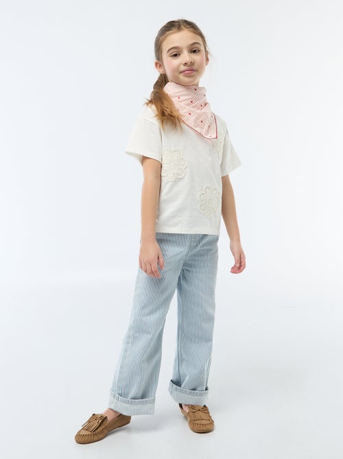 Jeans wide leg com estampado fantasia - Kiabi