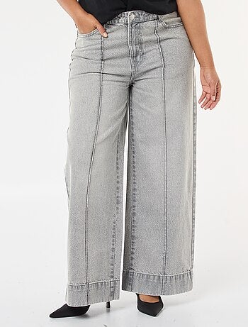 Jeans wide leg de cintura alta com pregas frontais