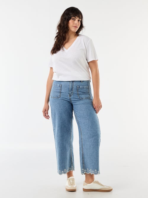 Jeans wide leg de cintura subida com bolsos aplicados à frente e atrás - Kiabi