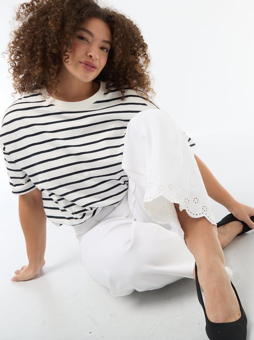 Jeans wide leg de cintura subida com bolsos aplicados à frente e atrás - Kiabi