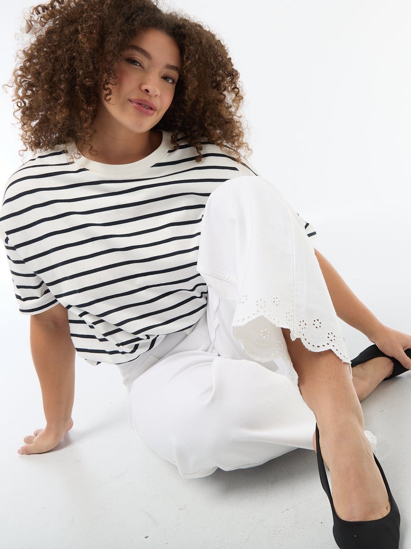 Jeans wide leg de cintura subida com bolsos aplicados à frente e atrás Branco - Kiabi