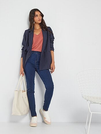Jeggings elásticas com cintura subida