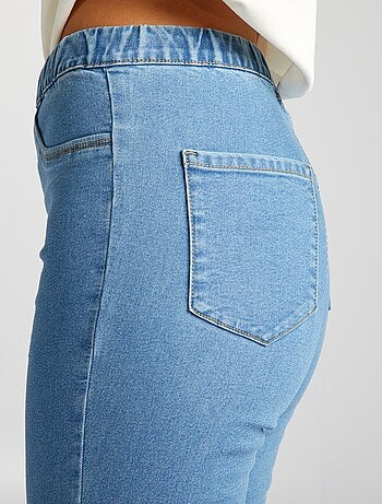 Jeggings elásticas com cintura subida
