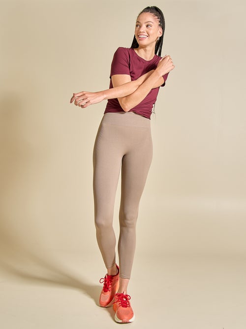 Legging desportivo canelado - (ekstract) - Kiabi Legging desportivo canelado - (ekstract) - Kiabi
