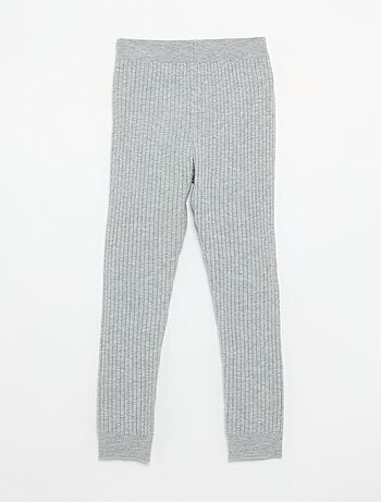 Legging em malha lisa com laço na cintura