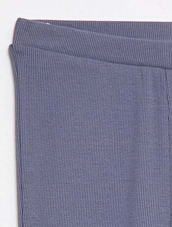 Legging flare canelado