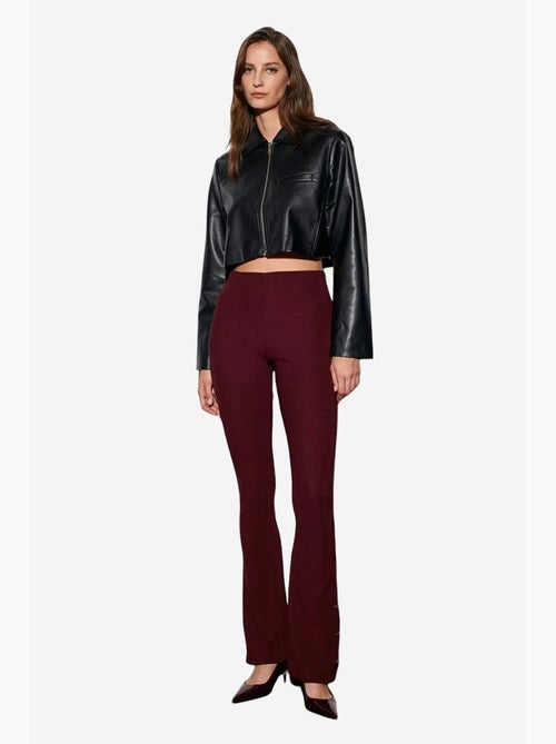 Leggings à boca de sino de cintura subida com detalhe de botões dilvin - Kiabi Leggings à boca de sino de cintura subida com detalhe de botões dilvin - Kiabi