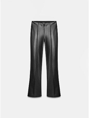 Leggings boca de sino em pele sintética de cintura subida dilvin