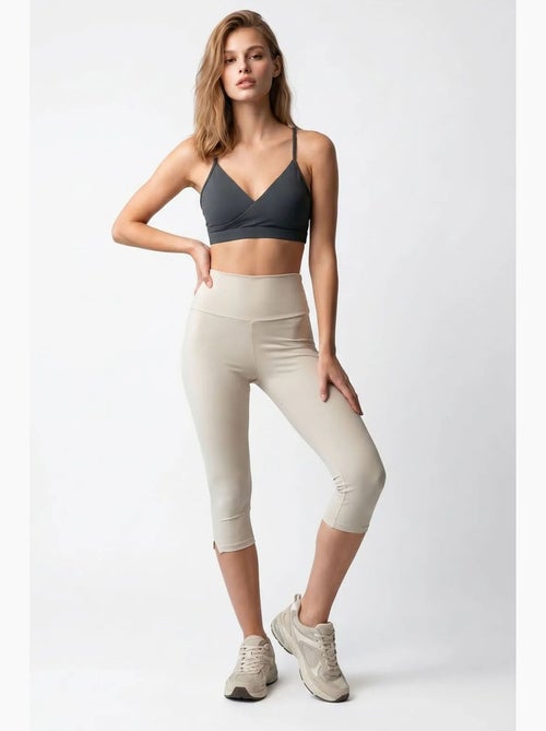 Leggings capri de cintura alta com fenda mixray - Kiabi Leggings capri de cintura alta com fenda mixray - Kiabi