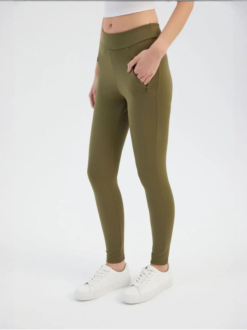 Leggings com detalhe de bolso hiccup Verde - Kiabi