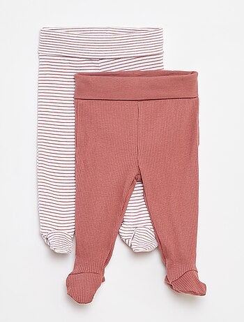 Leggings com pés