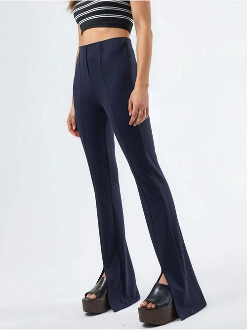 Leggings de cintura subida à boca de sino com racha busem - Kiabi Leggings de cintura subida à boca de sino com racha busem - Kiabi