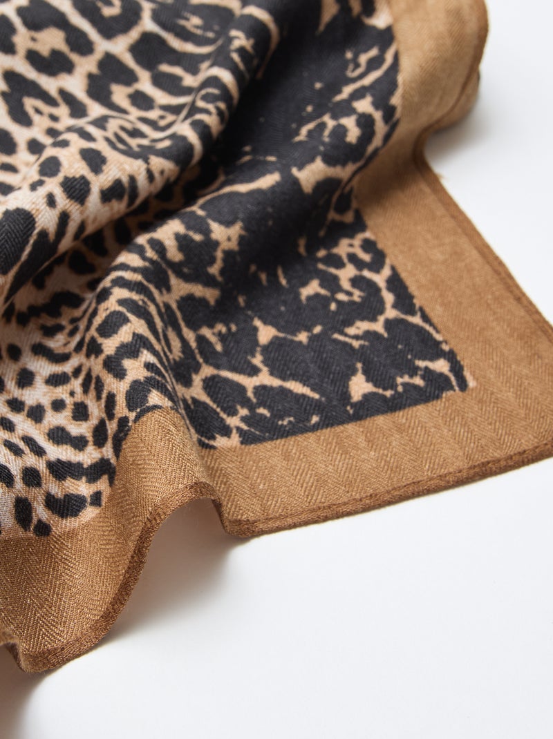 Lenço com padrão de leopardo - 90 x 90 cm Castanho - Kiabi