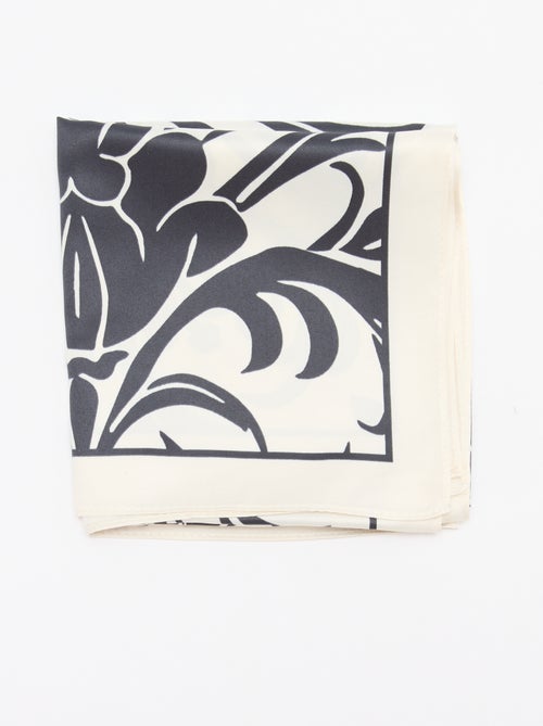 Lenço de cetim fantasia (65x65 cm) - Kiabi