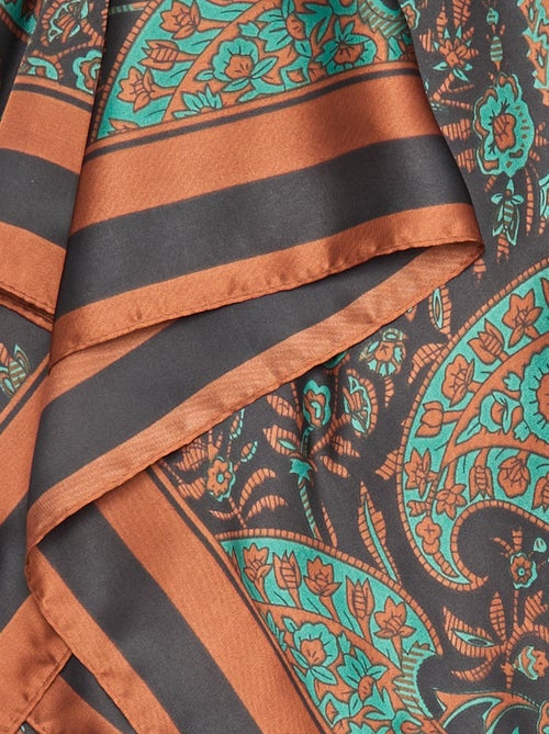 Lenço estampado 'arabescos' - Kiabi