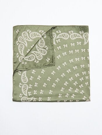 Lenço estampado \'bandana\'