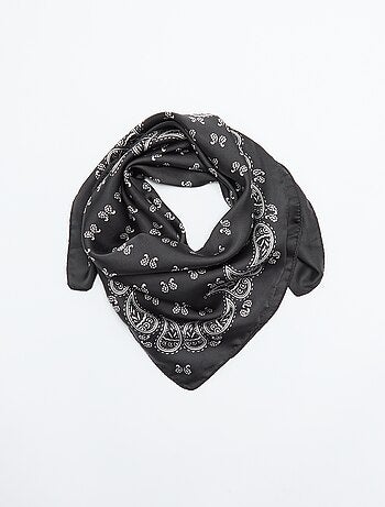 Lenço estampado \'bandana\'