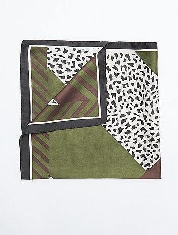 Lenço estampado 'leopardo'