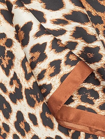 Lenço estampado \'leopardo\'