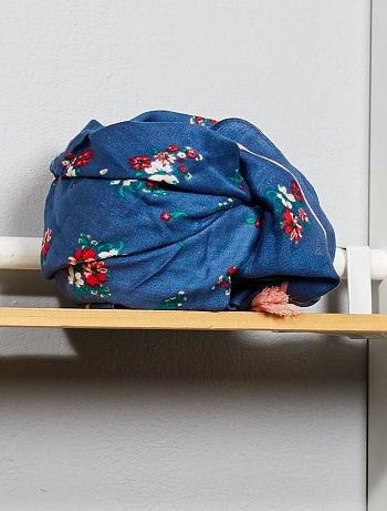 Lenço florido com pompons - Kiabi