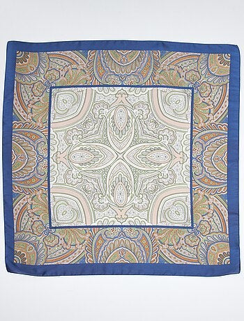 Lenço quadrado acetinado