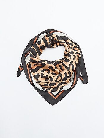 Lenço quadrado com estampado leopardo