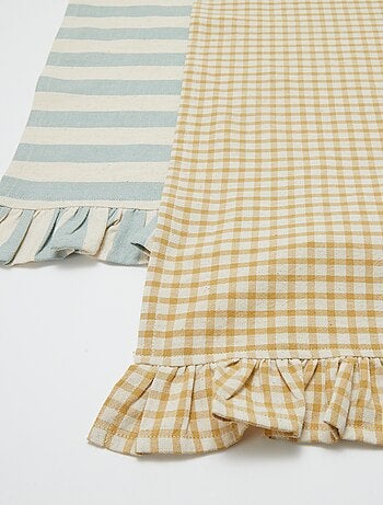 Lote de 2 conjuntos de mesa (32 x 45 cm) com folhos