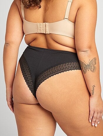 Lote de 2 tangas com renda