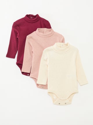 Lote de 3 bodies evolutivos de malha pointelle