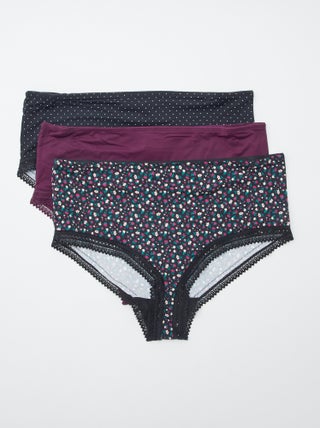 Lote de 3 cuecas com estampado