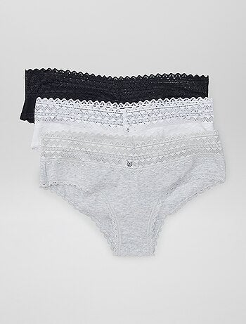Lote de 3 shorties com renda