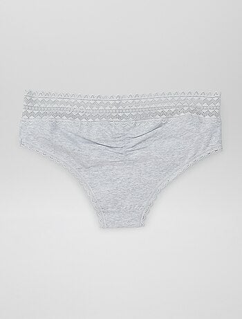 Lote de 3 shorties com renda