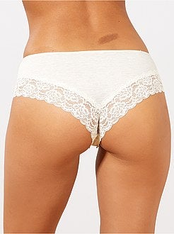 Lote de 3 shorties em poli-algodão com detalhe de renda - Kiabi