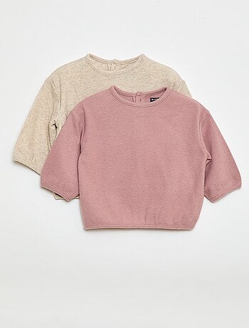 Conjunto de camisolas em malha suave com gola abotoada