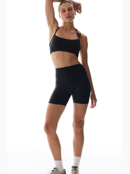 Lycra soutien esportivo racerback com sustentação leve e bojos removíveis penti - Kiabi Lycra soutien esportivo racerback com sustentação leve e bojos removíveis penti - Kiabi