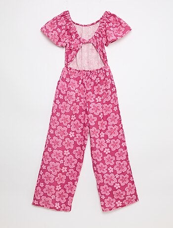 Macacão calça comprida e larga com mangas curtas