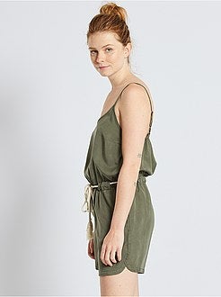 Macacão-calção em malha Tencel + cinto cordão - Kiabi