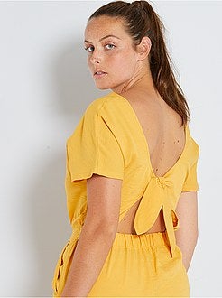 Macacão com decote atrás - Kiabi