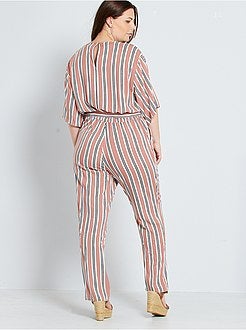 Macacão com decote cruzado - Kiabi