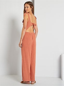 Macacão com rufos - Kiabi