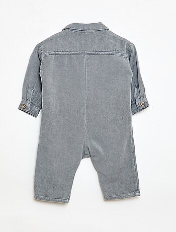 Macacão comprido com gola de camisa relax fit