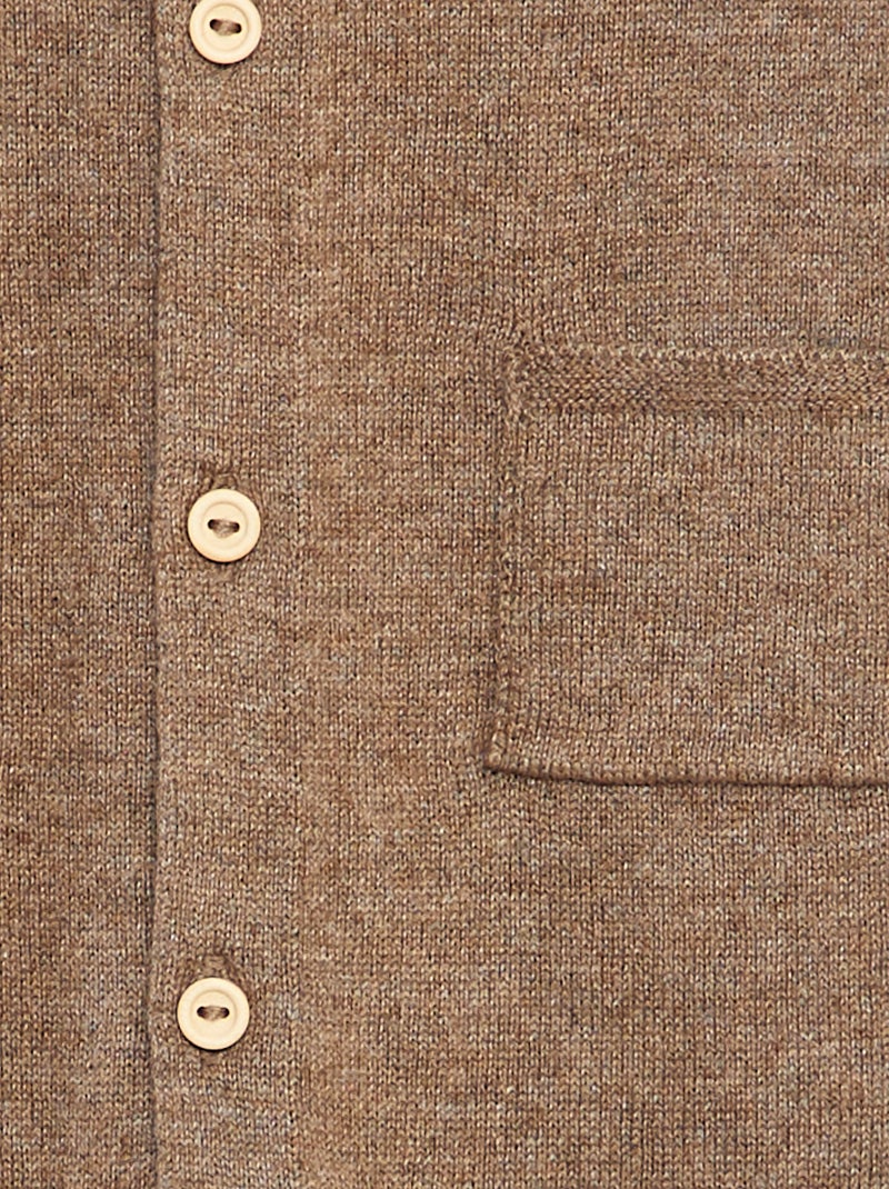 Macacão comprido em malha de tricô com botões CASTANHO - Kiabi